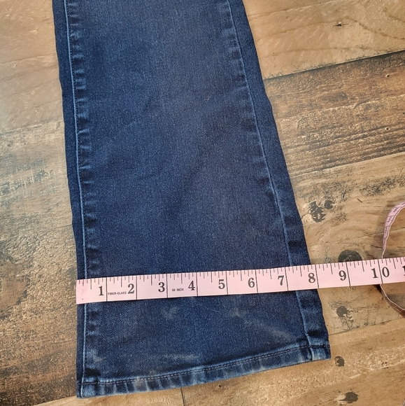28 Paige Jeans Manhattan Style Slim Bootcut - Picture 7 of 7